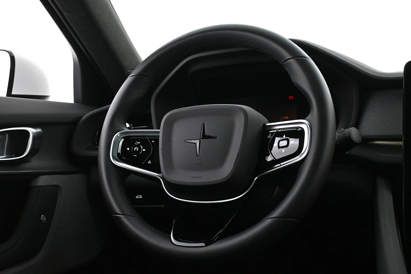 Car Image - 4r5aKZhoplGZQzOa5oYzGG