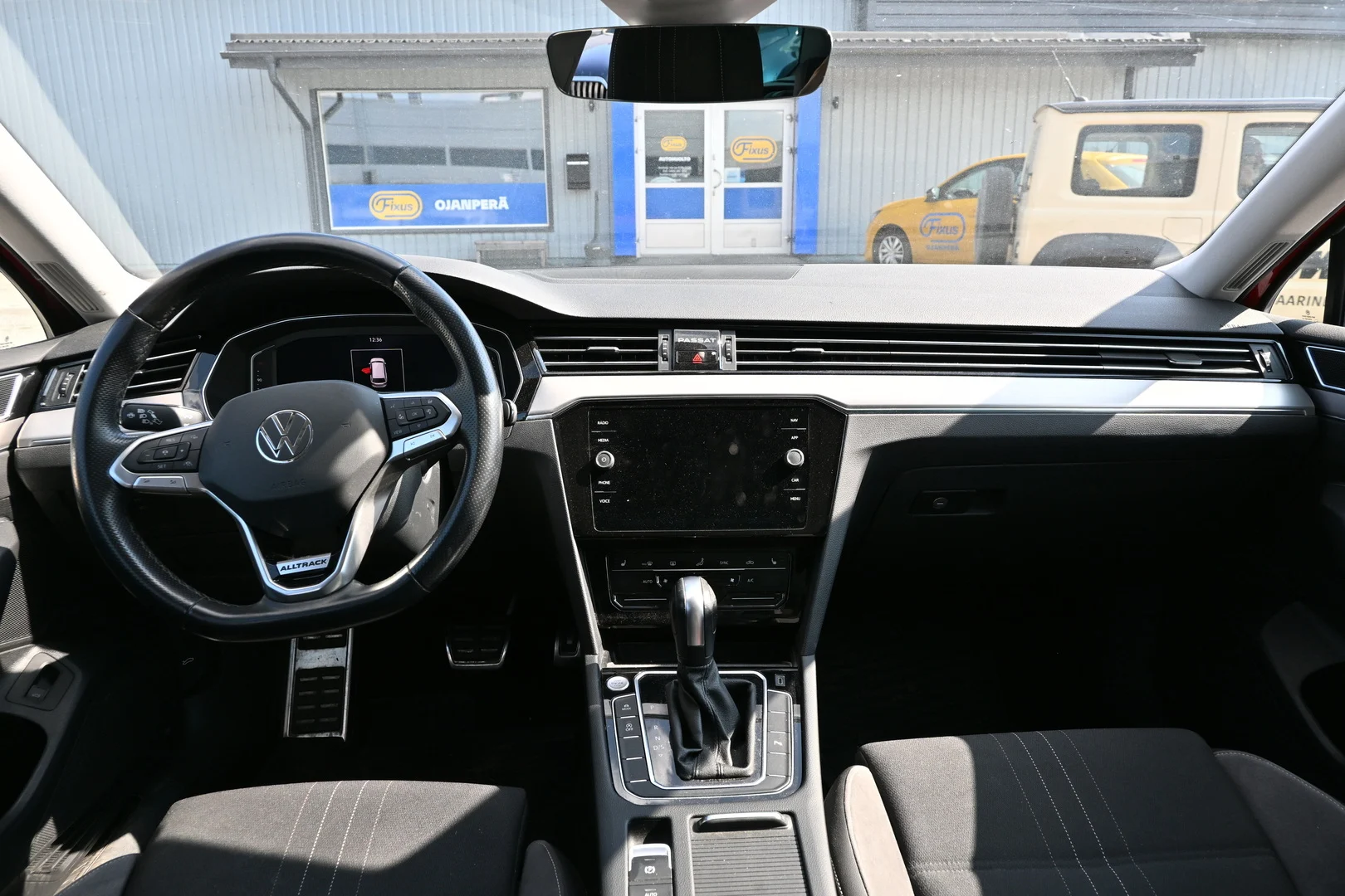 Car Image - 32clIHL0RqxZu3bZsfTMso