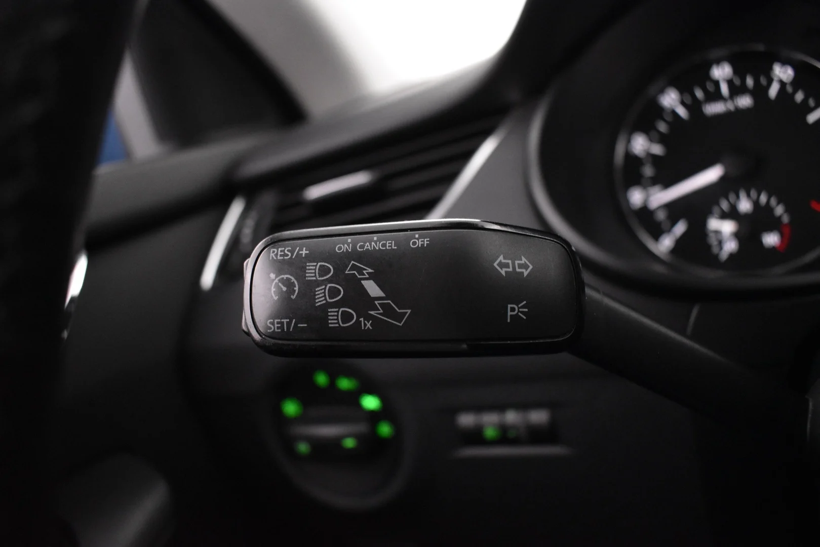 Car Image - 66ks7aZAn800hdbJ8Opy0J