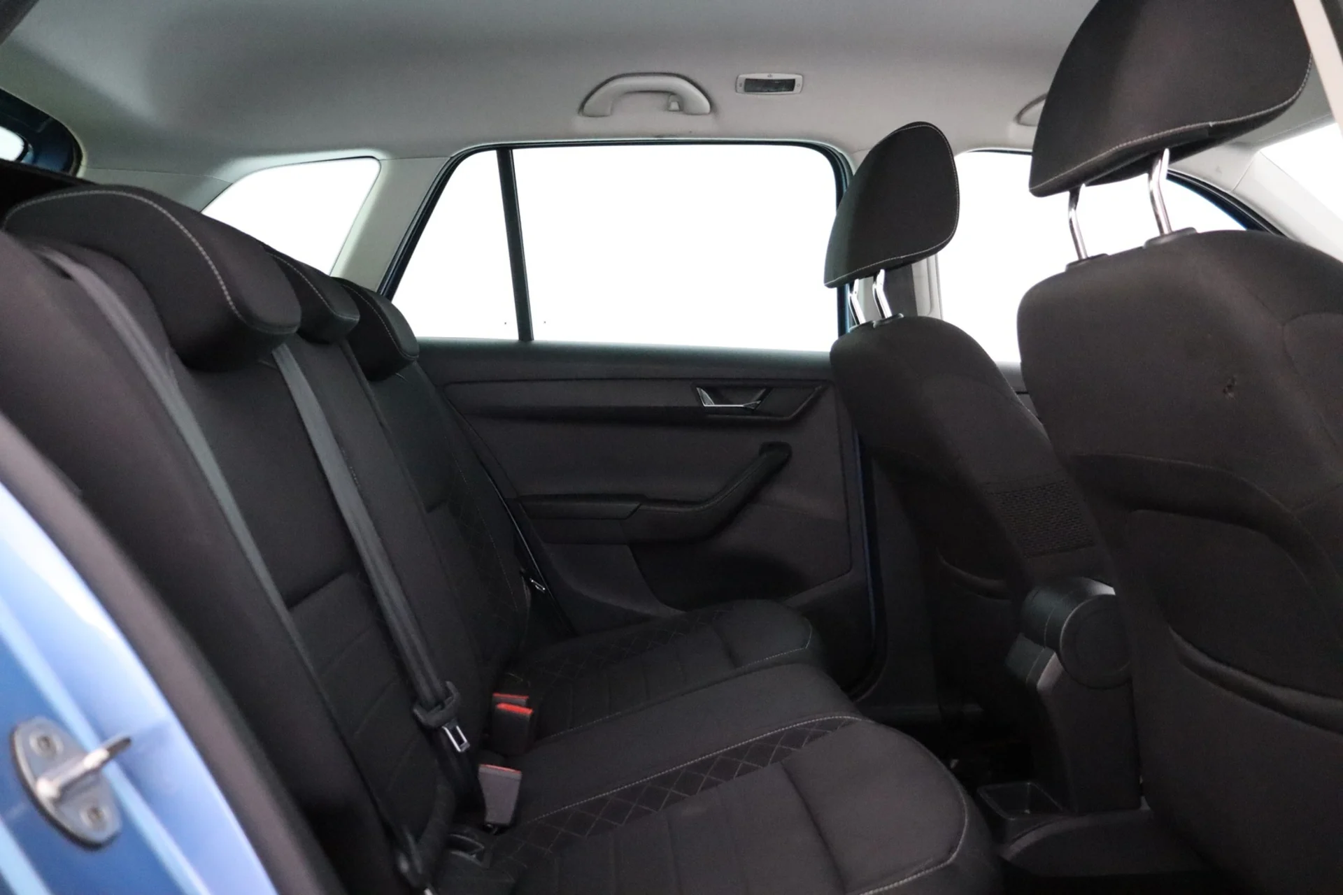Car Image - 3cvpVPqRhIo4IOup9yXLoX