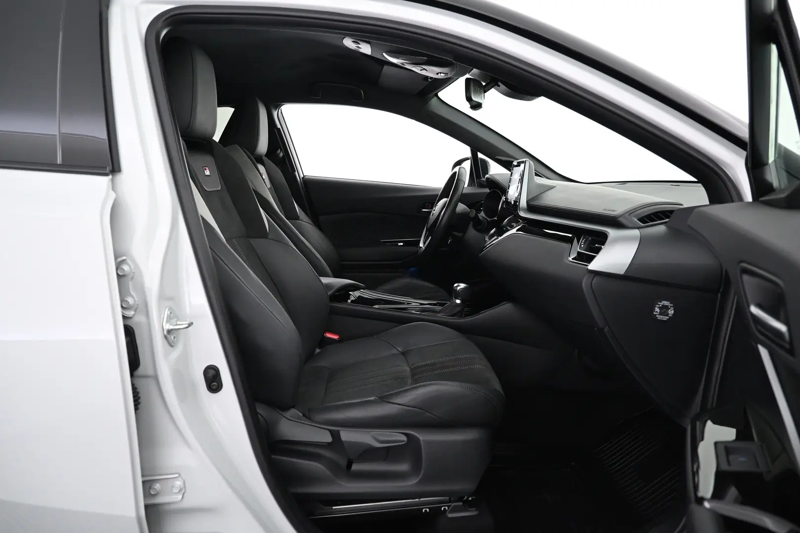 Car Image - 2TINGaqVqhuqQ1biLQ1j3R