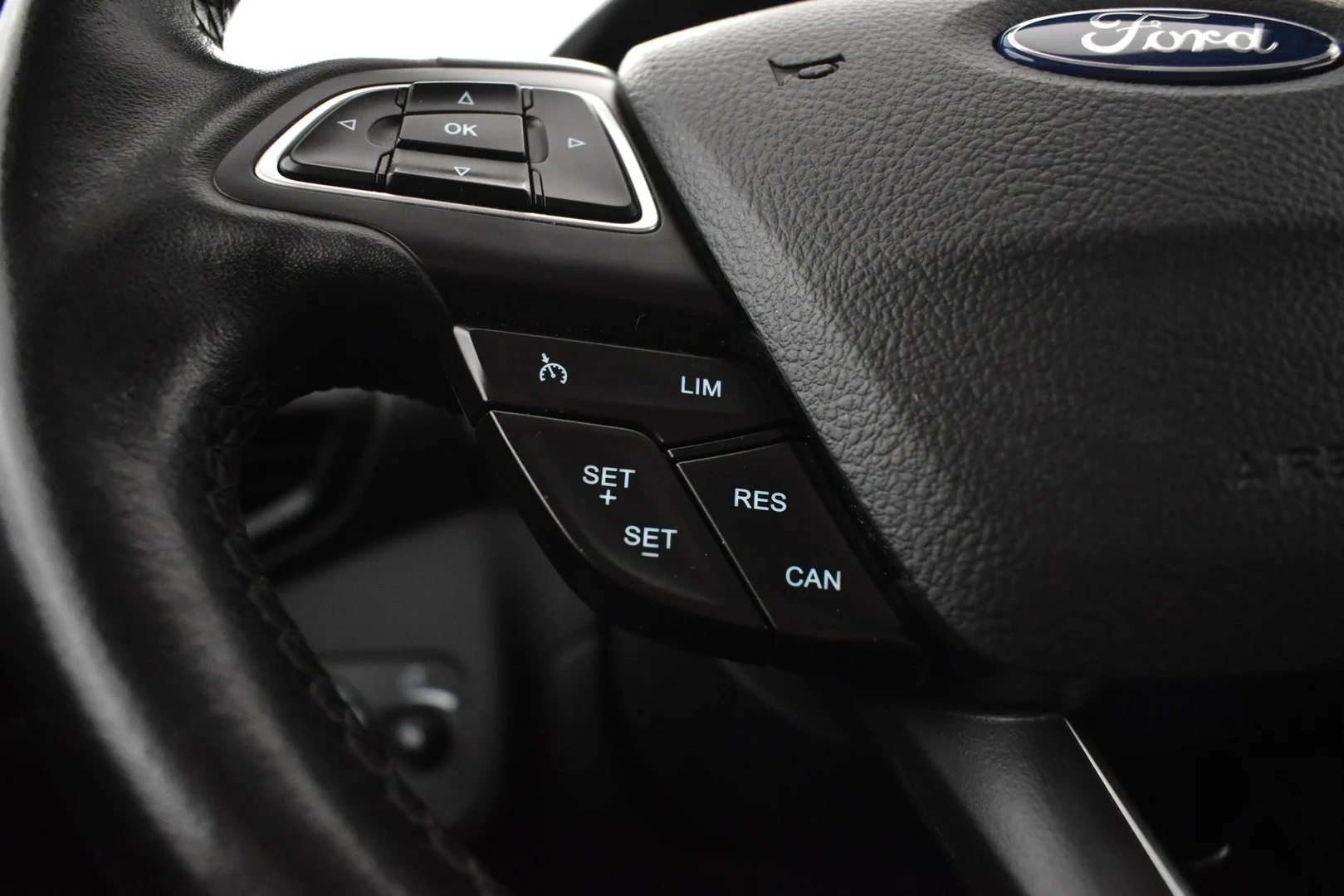 Car Image - 5Ieg6xDJsmDG4GdU3vpEKN