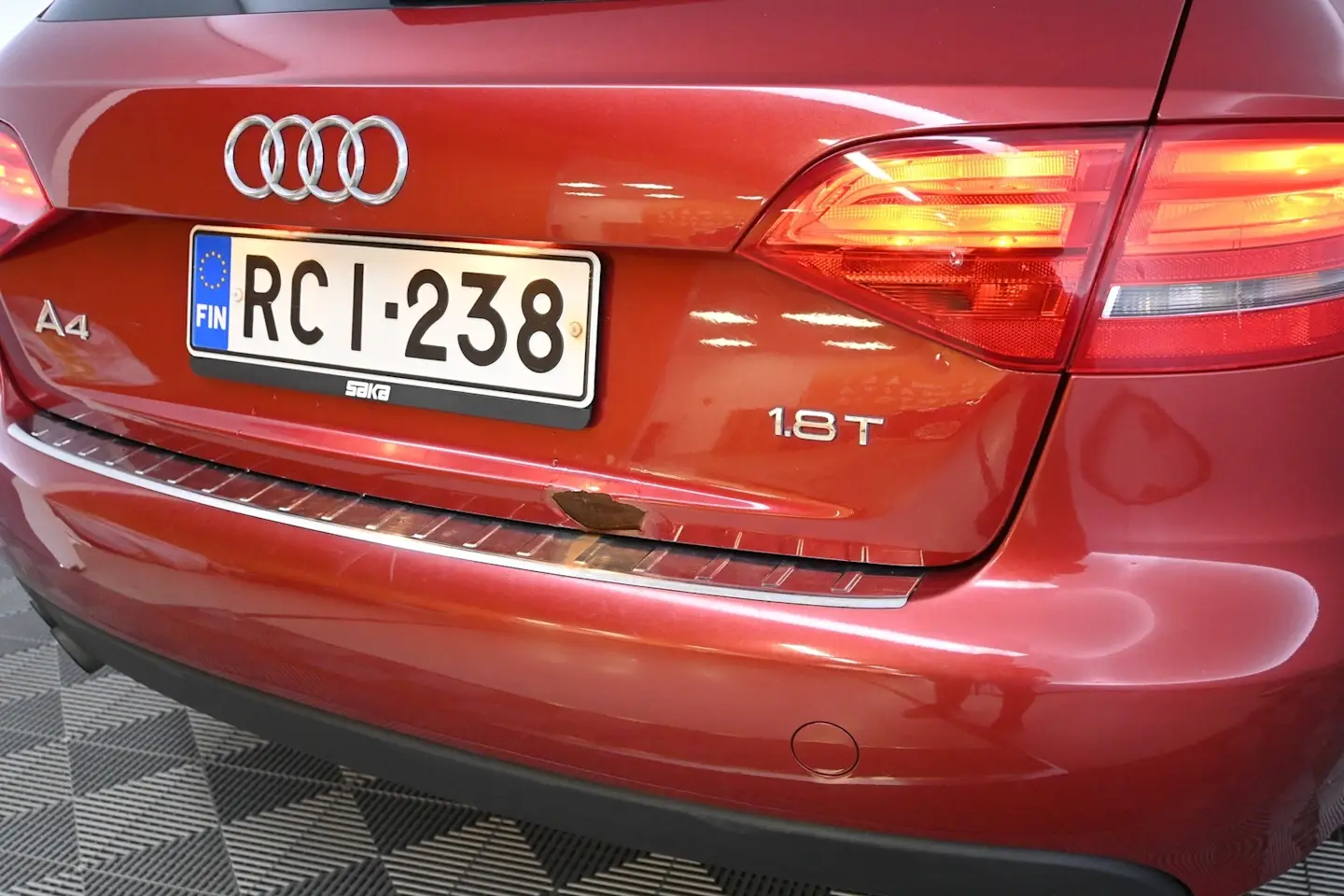 Car Image - 7ATfijNbJRFlU8J0Os5QL8
