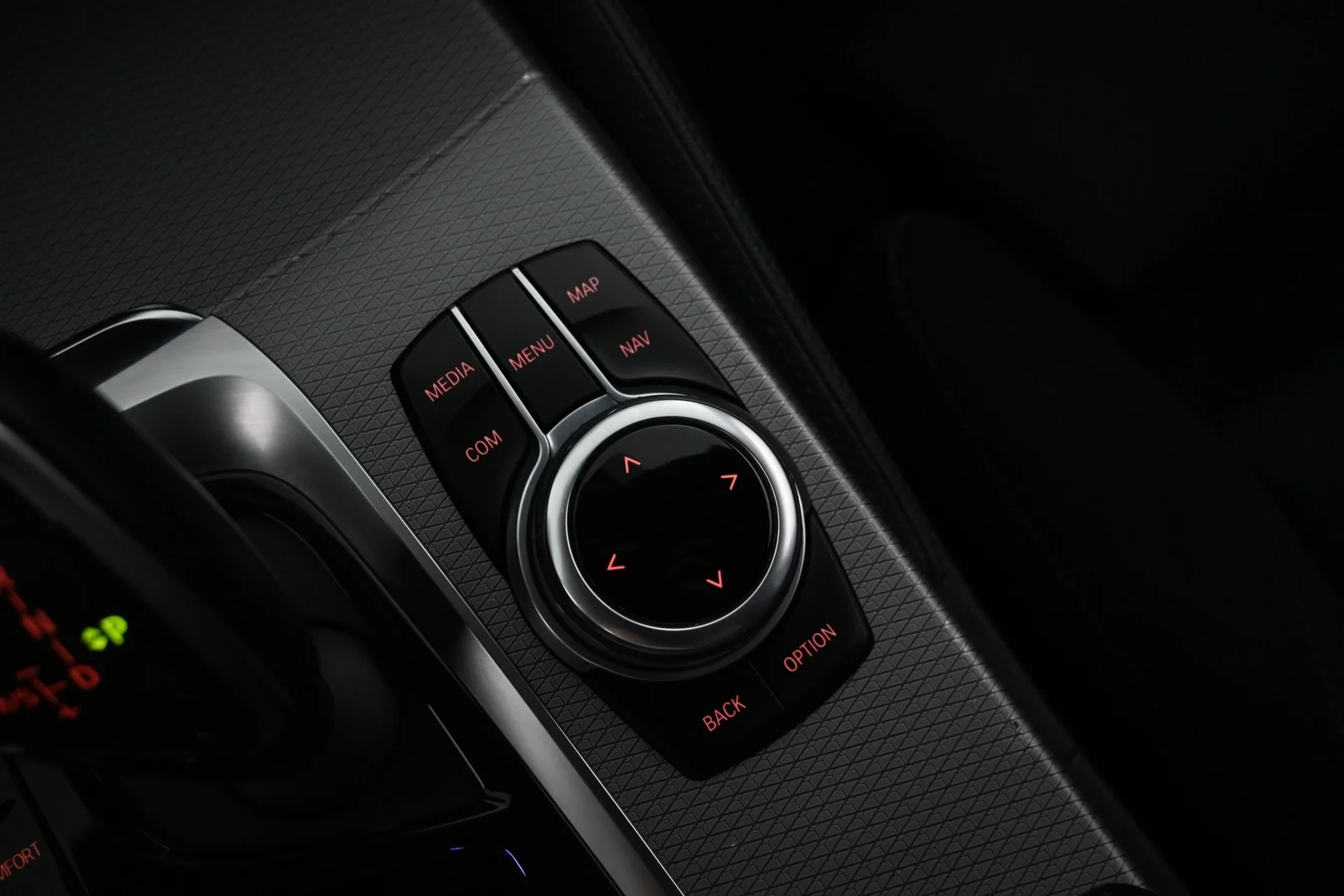 Car Image - 4N8UIuTFQiMgfUQWyE8DDJ