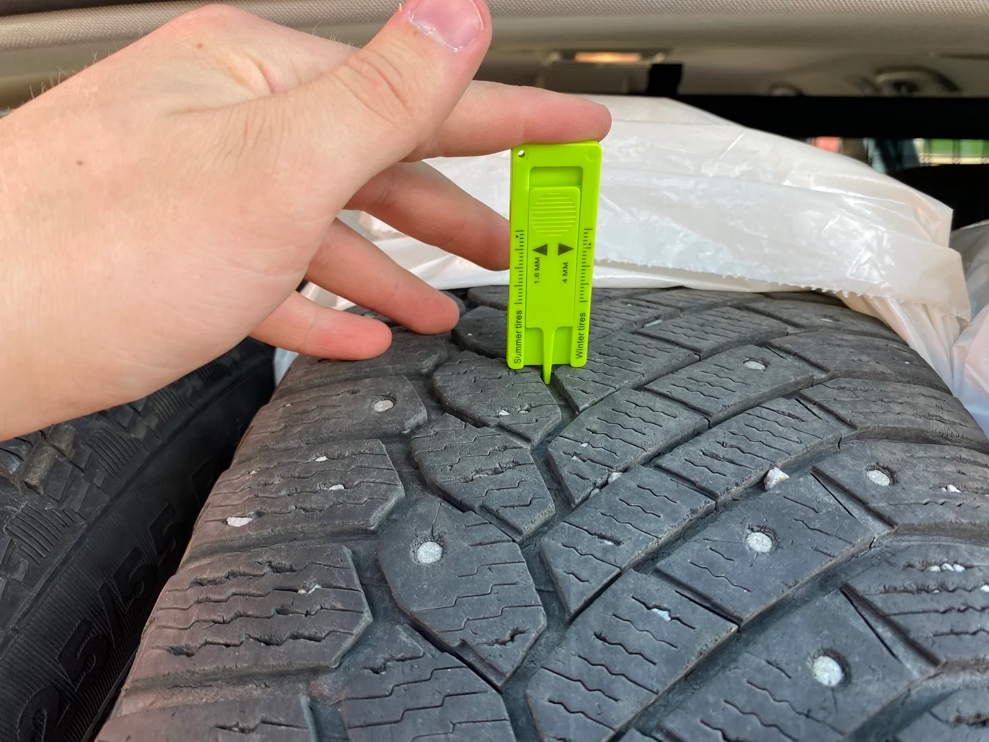 Car Image - EGrX7mgHIlW8g0B75oRCE