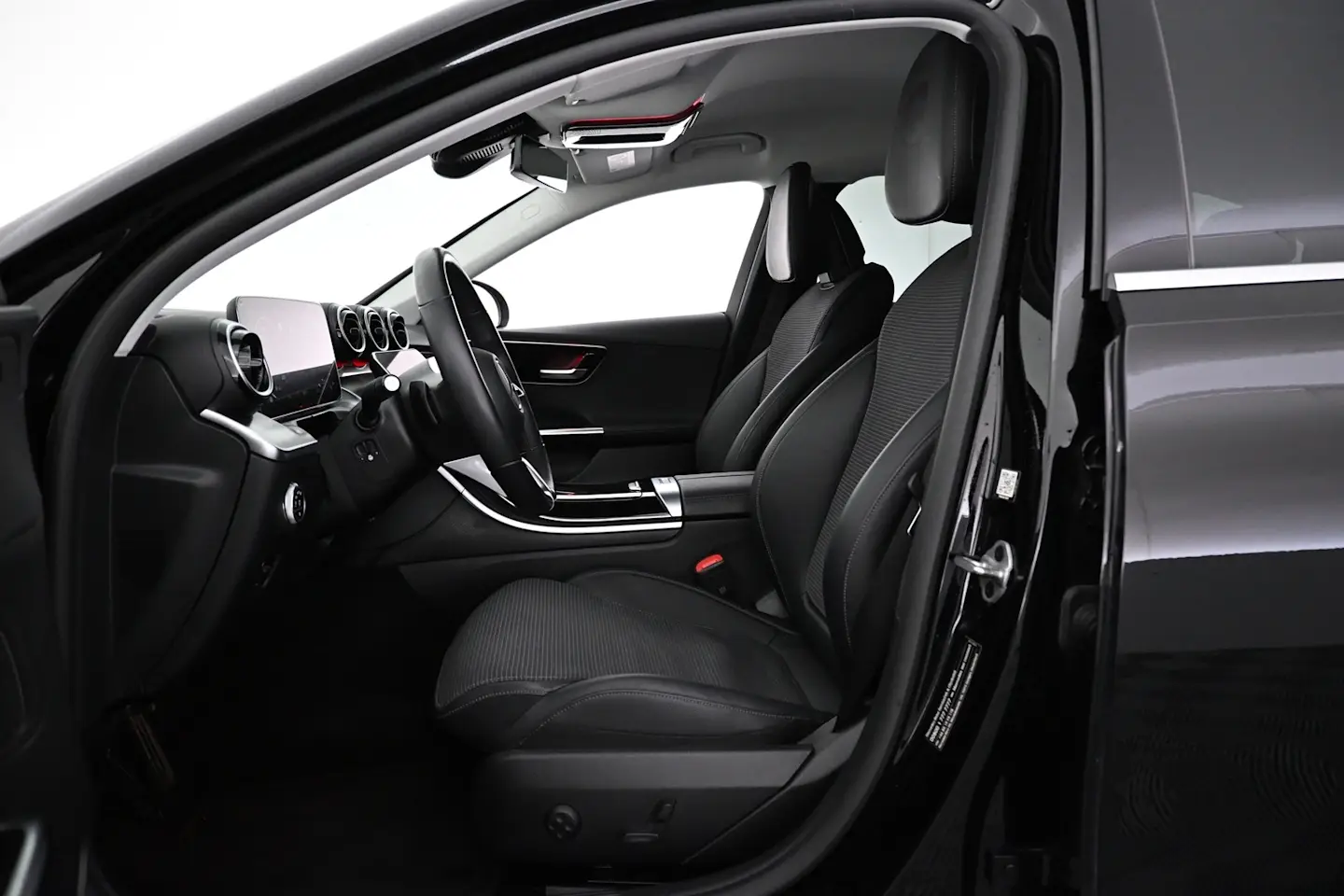 Car Image - 3WDl3IHFRdGlLiiogErfUU