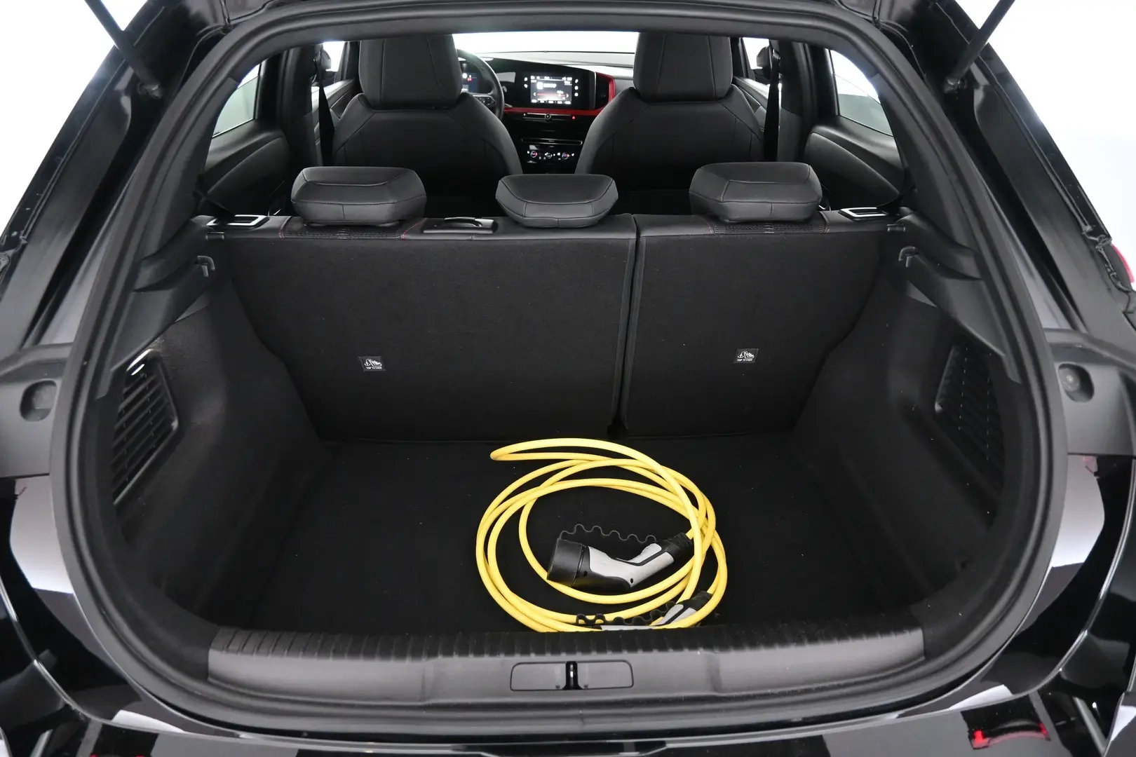 Car Image - 5YwwjrCzMmh9z3y3tuwRZ