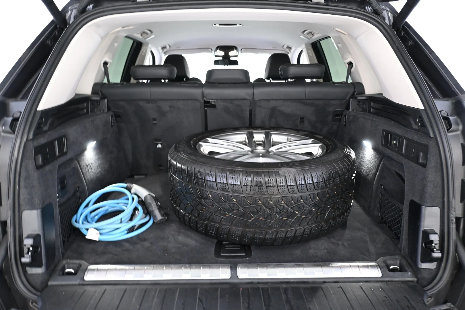 Car Image - 31zplpAsPCQX0uE6qGLGwF