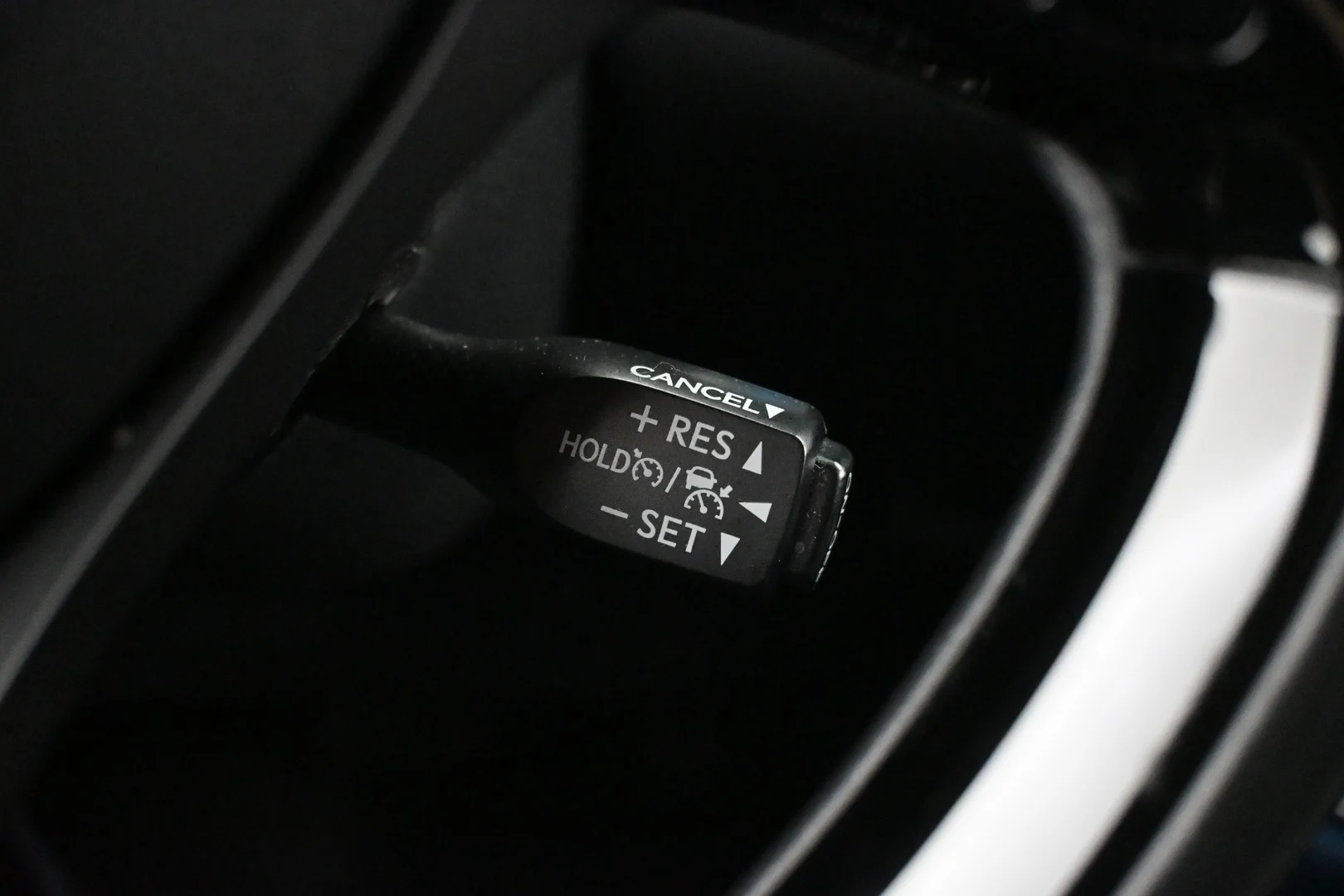 Car Image - 7cmJFkrUzSg6AQMvMnFY8t