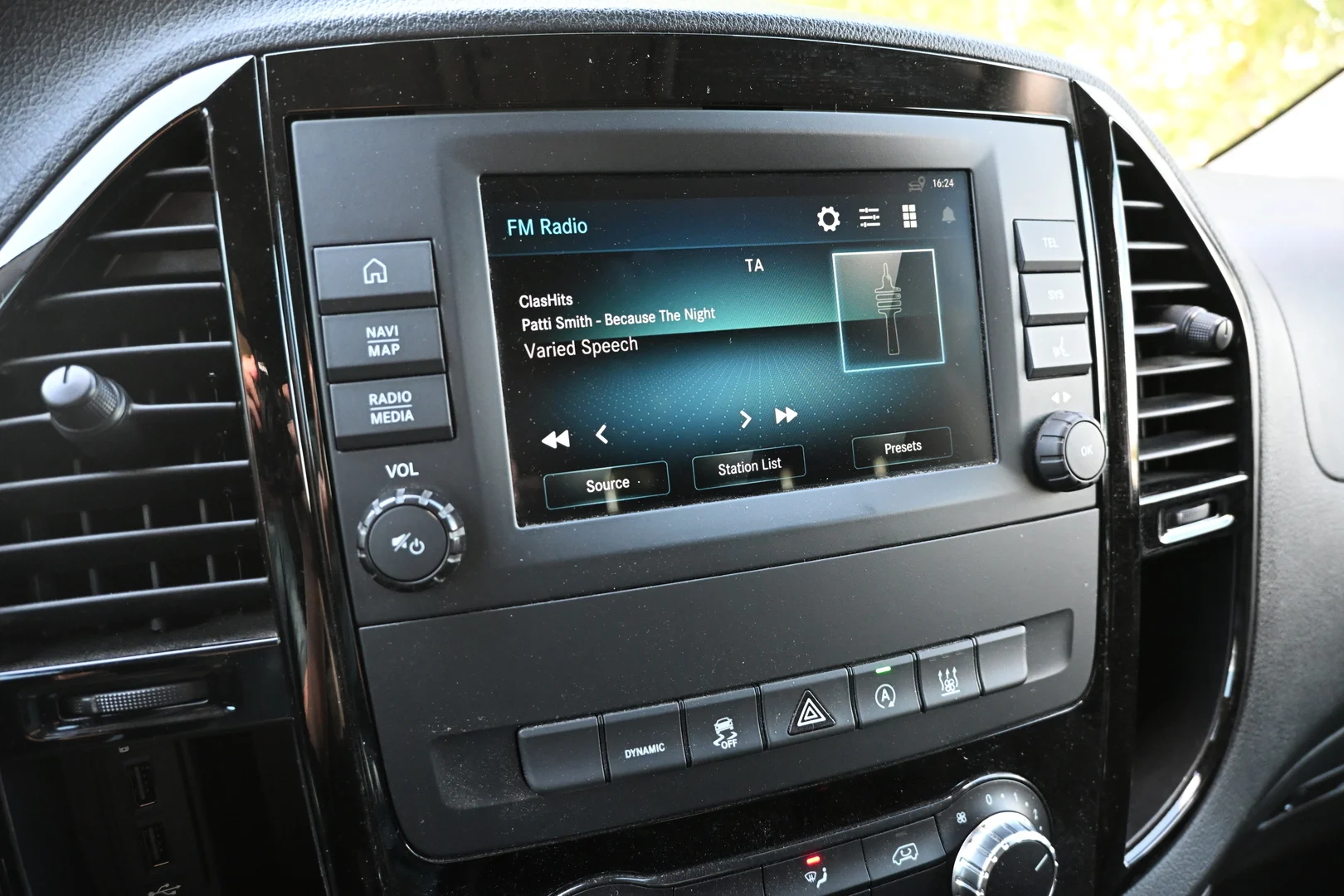 Car Image - 4JClf4nePNIpRQNDwoAU29