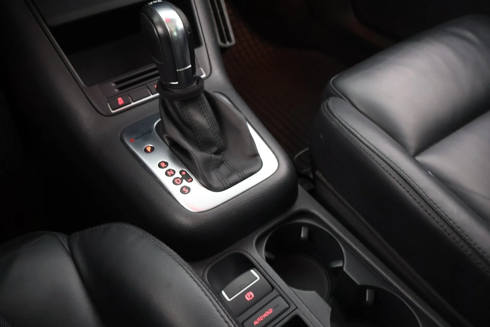 Car Image - 5ORkcCYJ1zbXRs7sDKNxh6