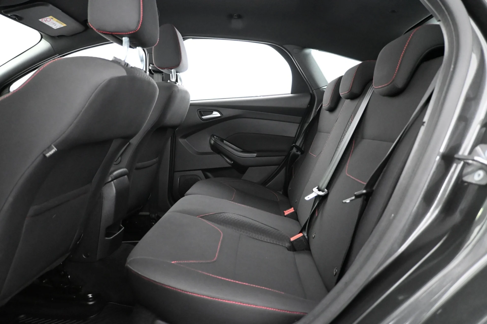 Car Image - 6spgWN9pNDlb2Dg2dOwRM7