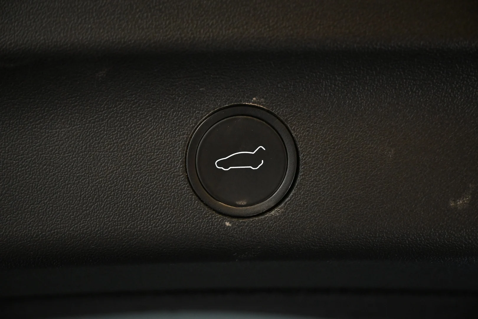Car Image - 1wh04Y5KSHhUQ9E29tqAor