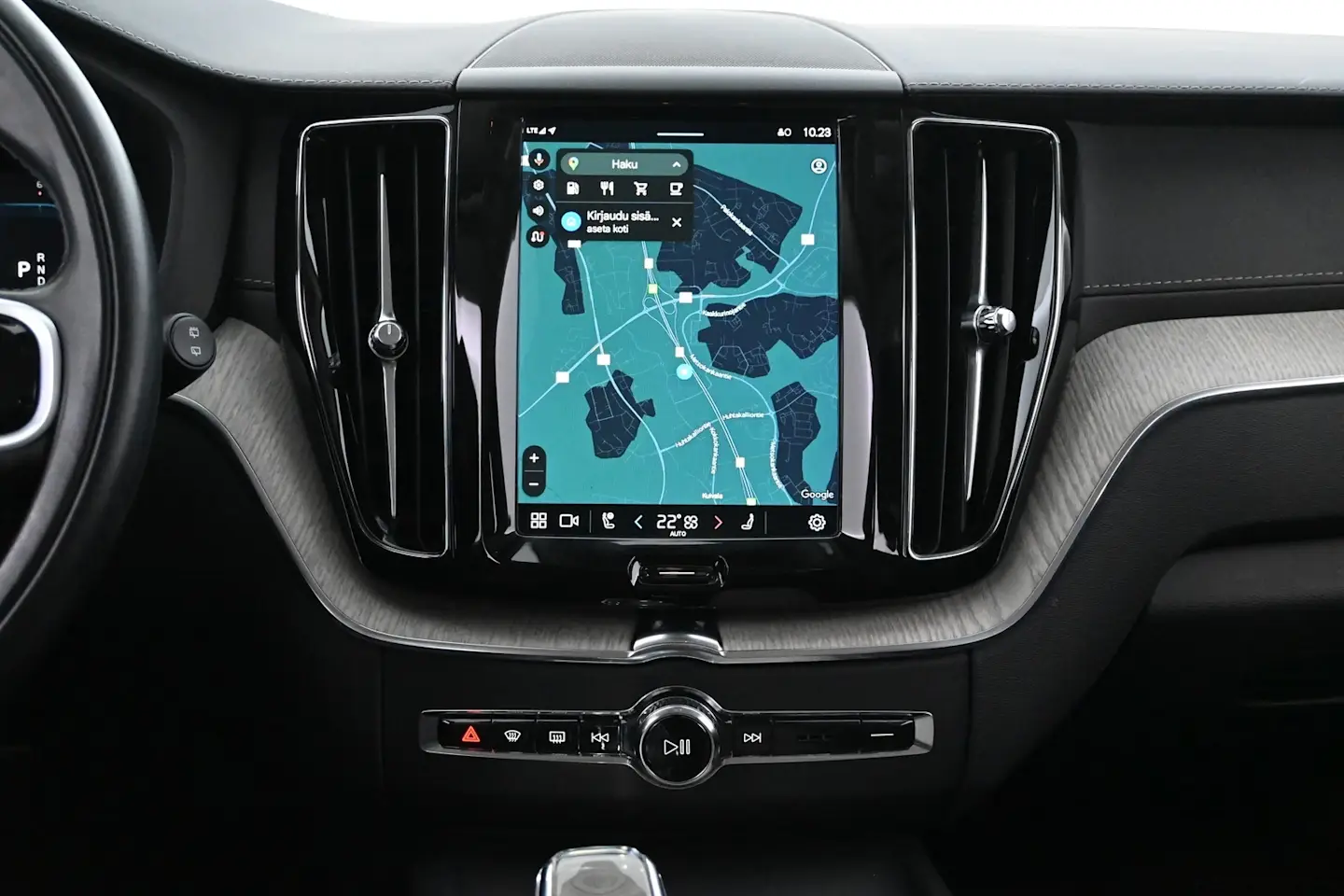 Car Image - m2boAQbSxQxH1pFwrENaH