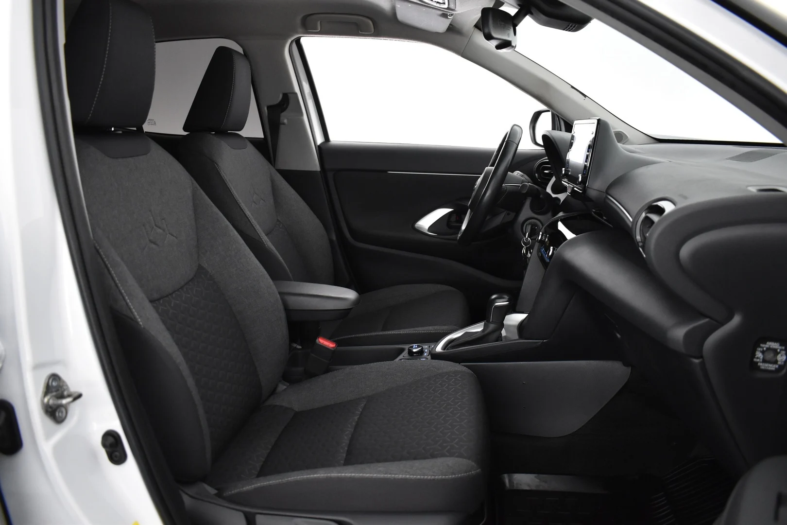 Car Image - 2Kra0h8Cy71aTqLhebFHyX