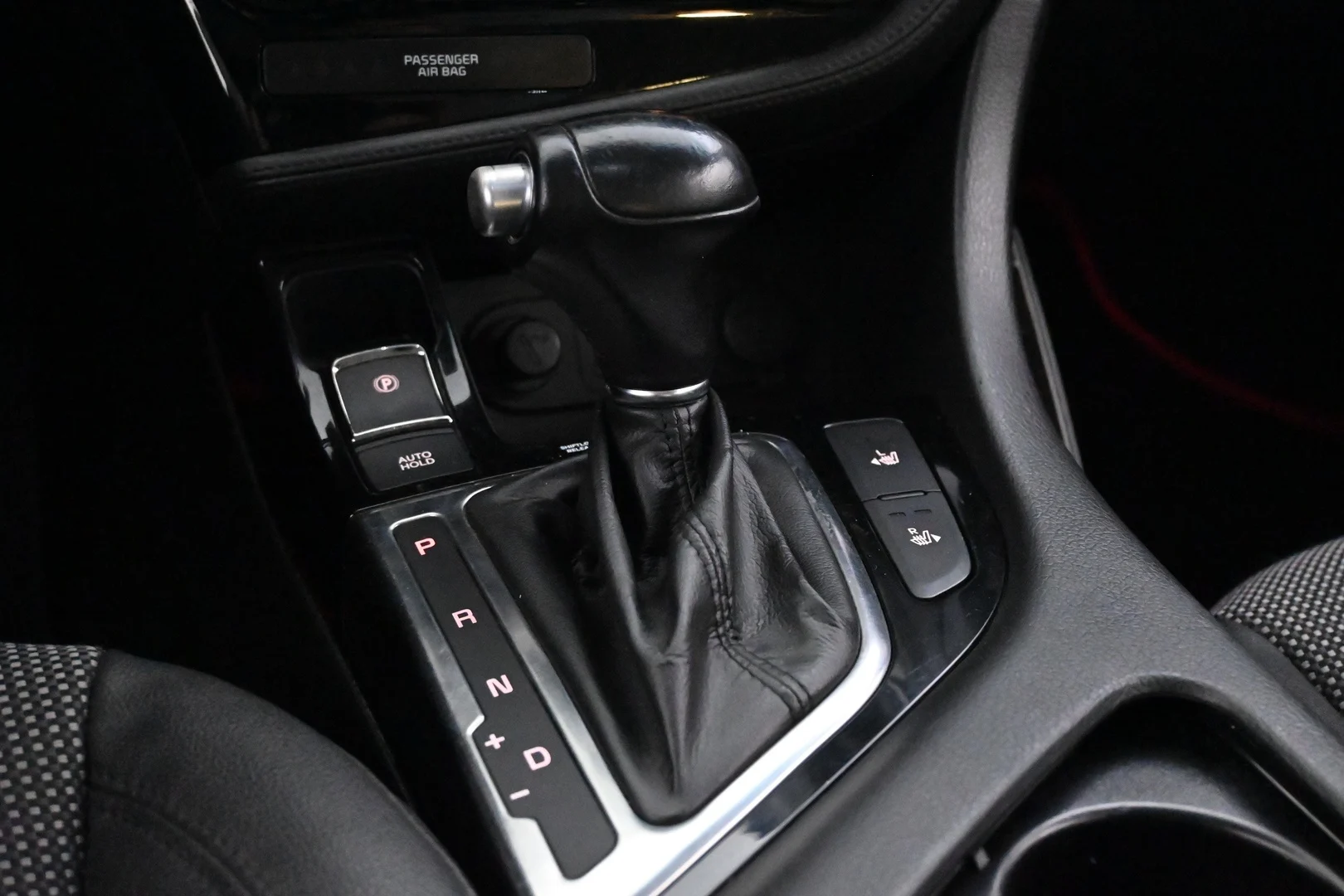 Car Image - 2fq6PSfHSmrKquWSmesHN1