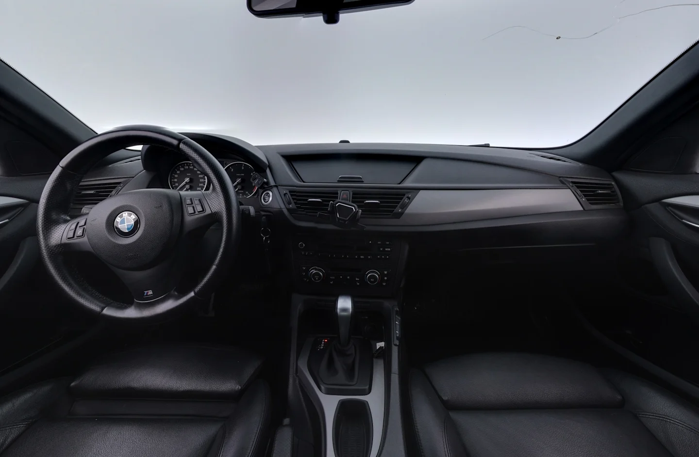 Car Image - 4nBsqiNdIBJt220qY41Tkh