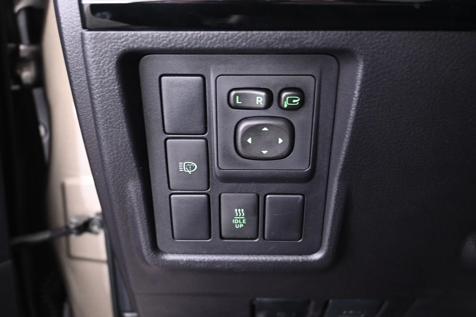 Car Image - 1HSjvxn1HMTnLYO8BEGuPN