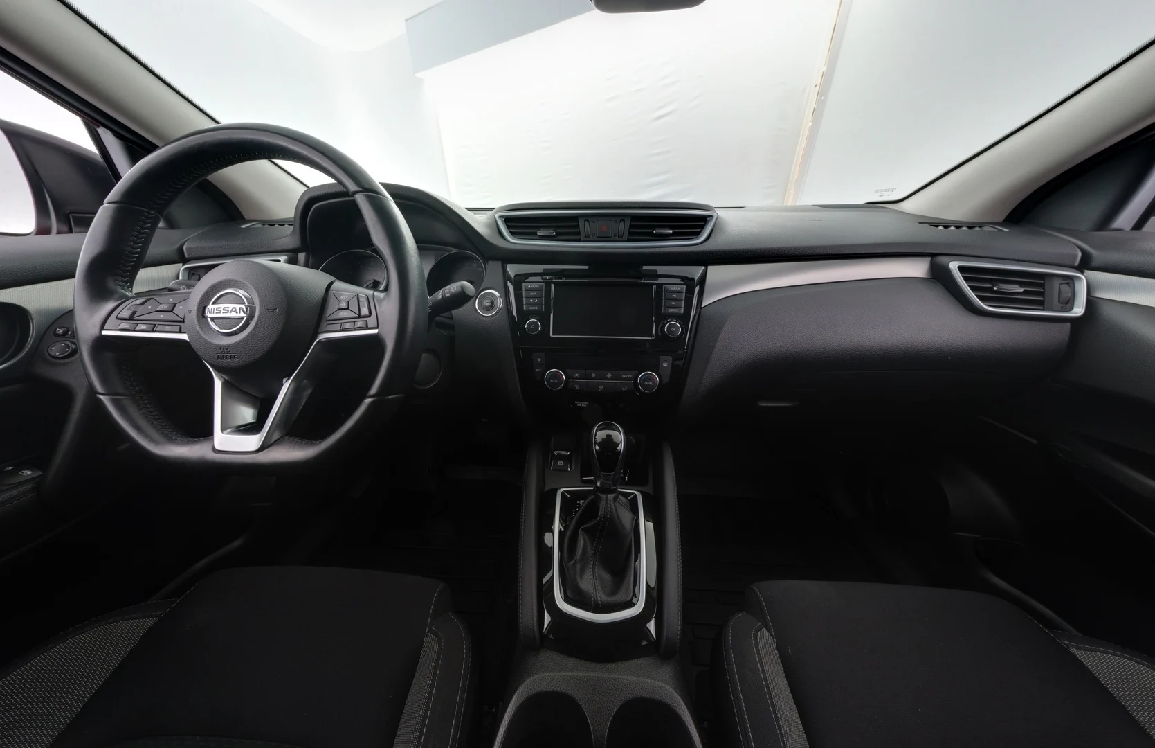 Car Image - 4W3mN9rt04VB32IOSFETmP