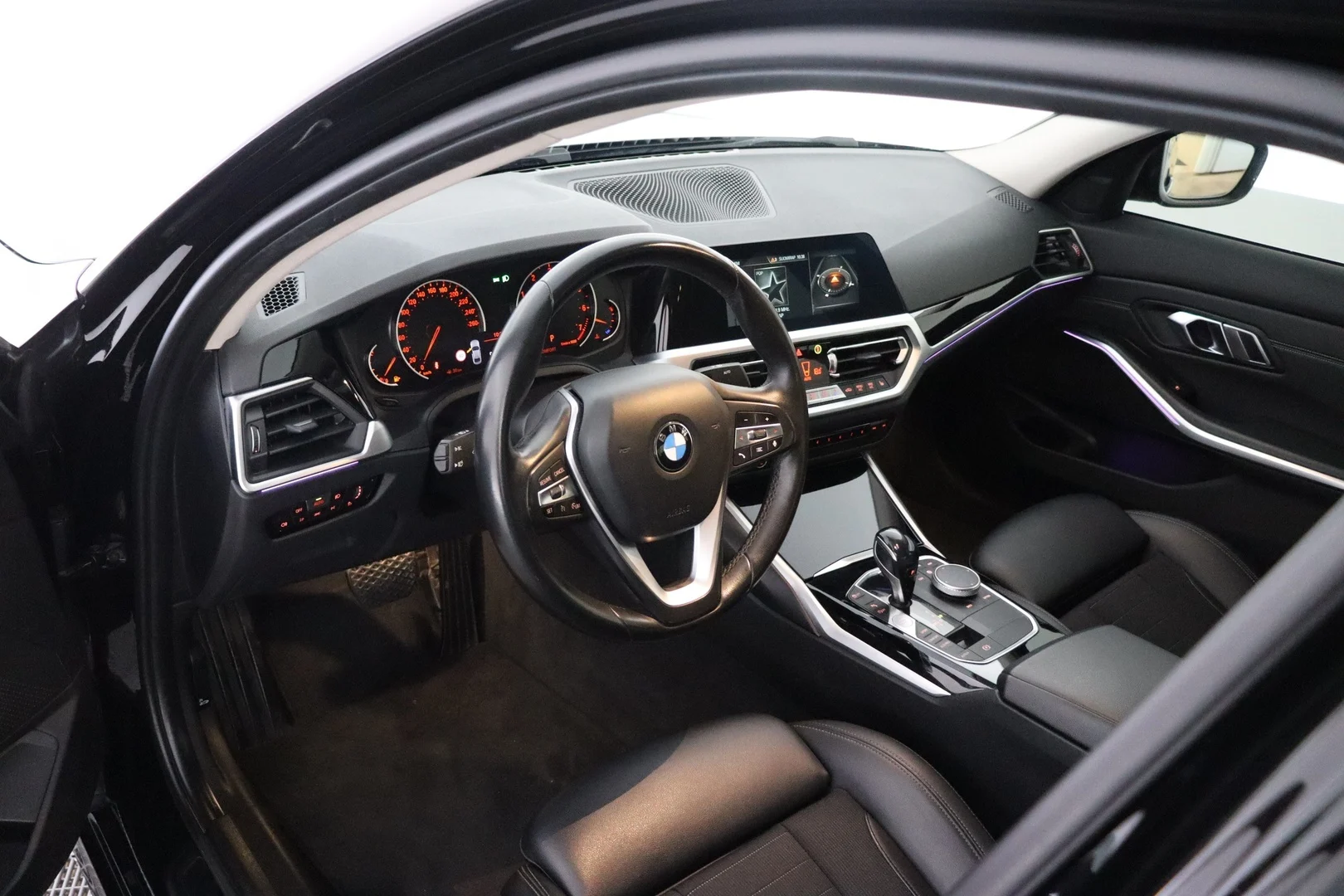 Car Image - BOyrKmtdIpb0hguxJewf3