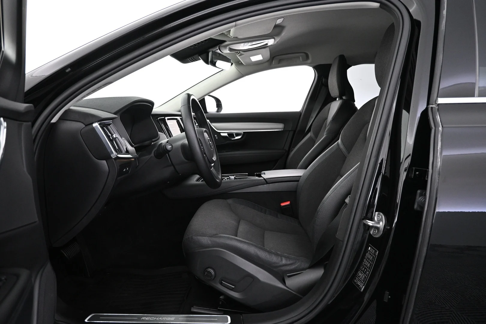 Car Image - 25Mrm6hJwGqZ8RJAww7qU0