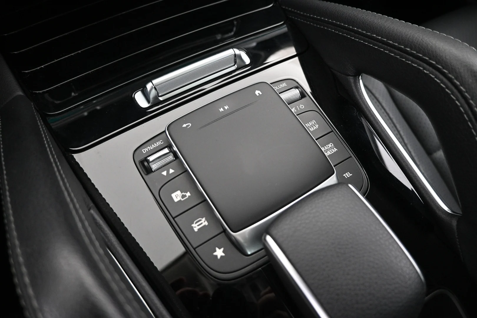 Car Image - PmgBGorWwUEaDOsv1ozCc