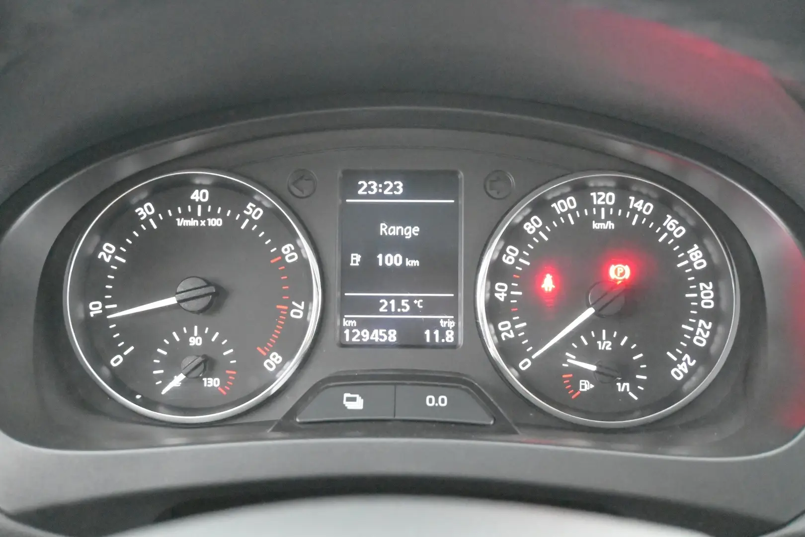 Car Image - 6LhUuIkGS9igl9SikBV3HS