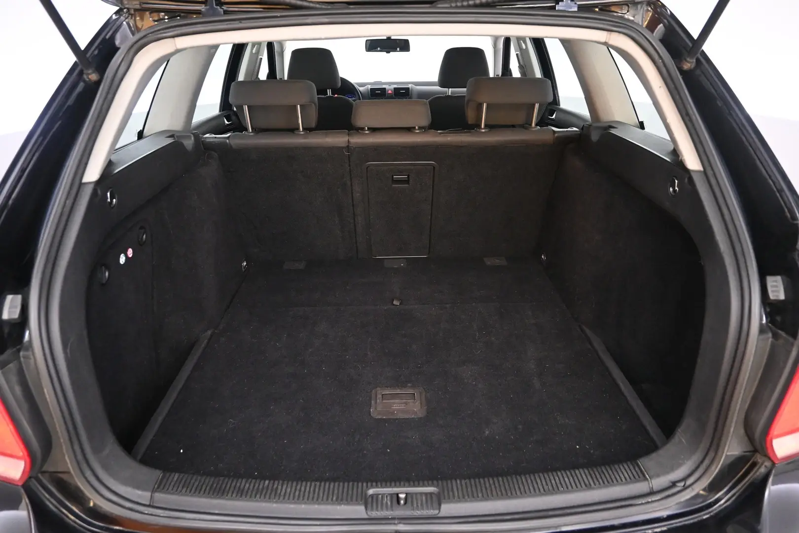 Car Image - 1NcUJYdkwcKp9HpjPfYE31