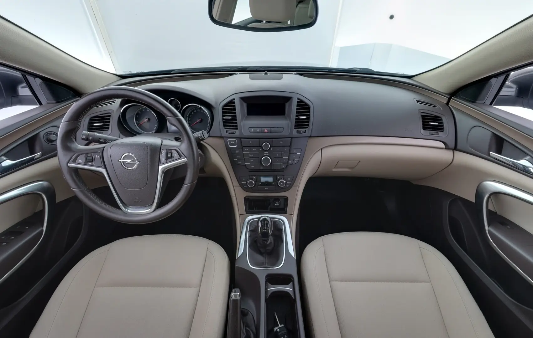 Car Image - 2IpuVD1ezPe0rUFaXTan5K