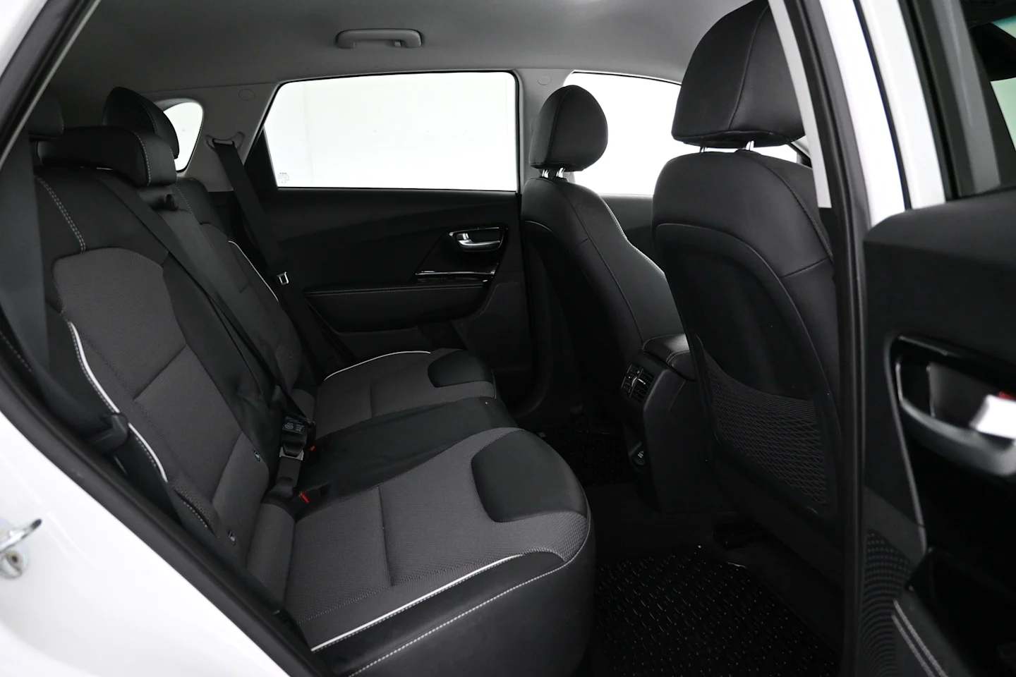 Car Image - 7DX74ZSvRXIo8tsaxgwY3p