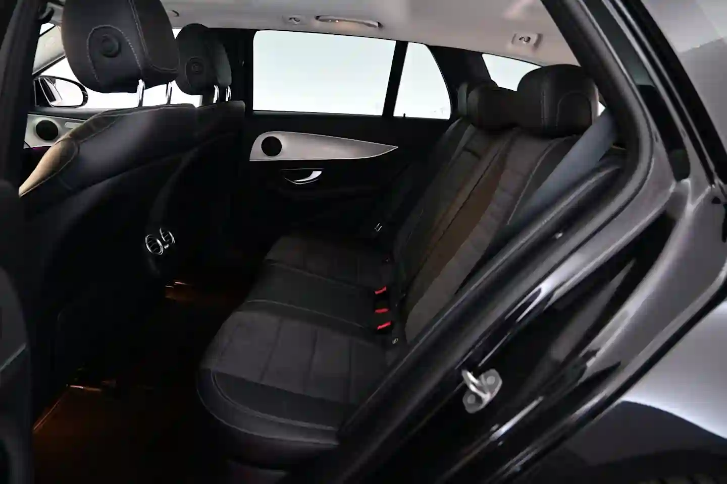 Car Image - 5i4SRH2w0zBK8NJgbttBe3