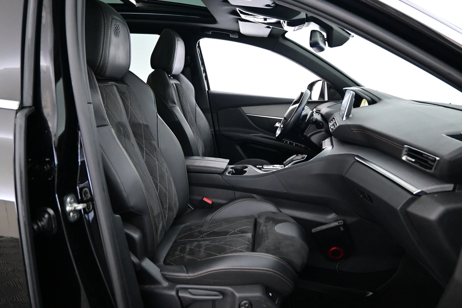 Car Image - 5WmgHp7NcrIfbkJcUVAIny