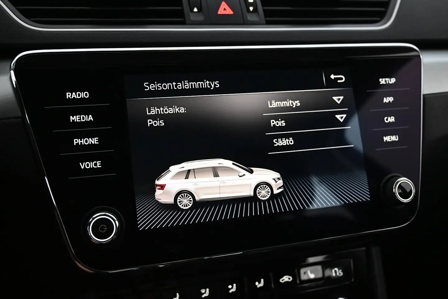 Car Image - 3pMDtqbL1vTjAJqYE414xb