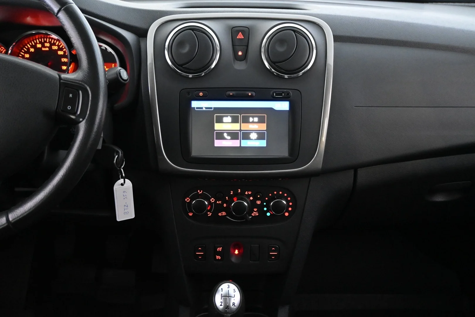 Car Image - 4uzpnQkP3BIMNKGzg7yHa0
