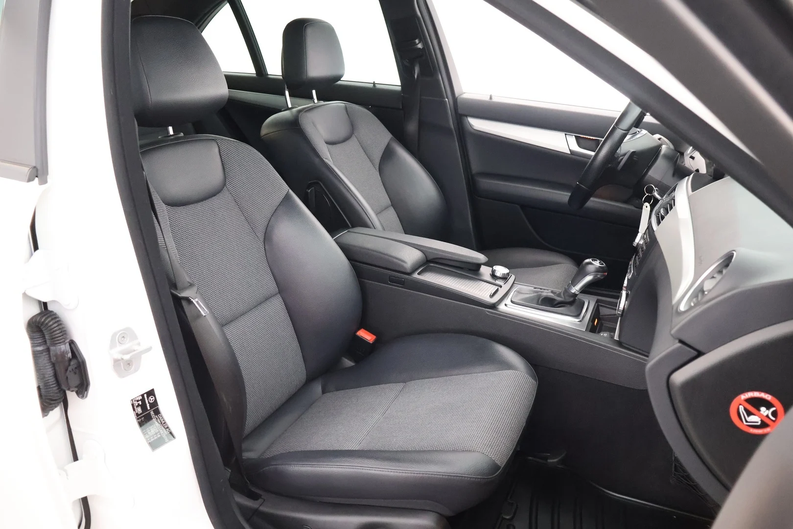 Car Image - 6Msgr33g3BvlRlzsiGsVC3
