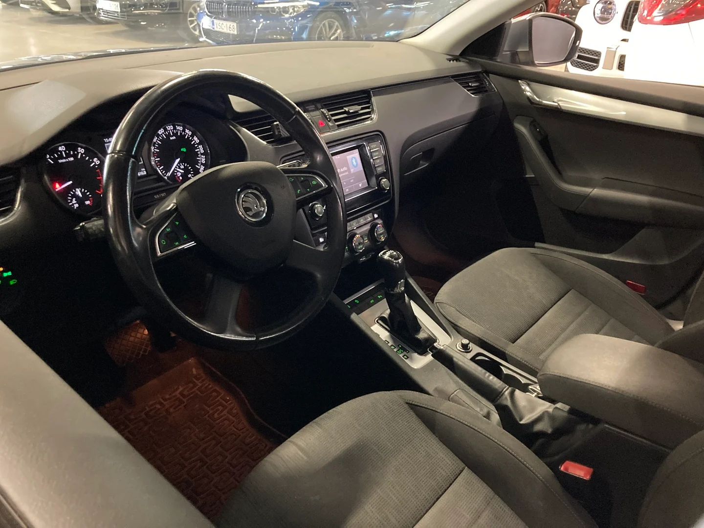 Car Image - 4taF9aYxZUiTVpAVAGGVld