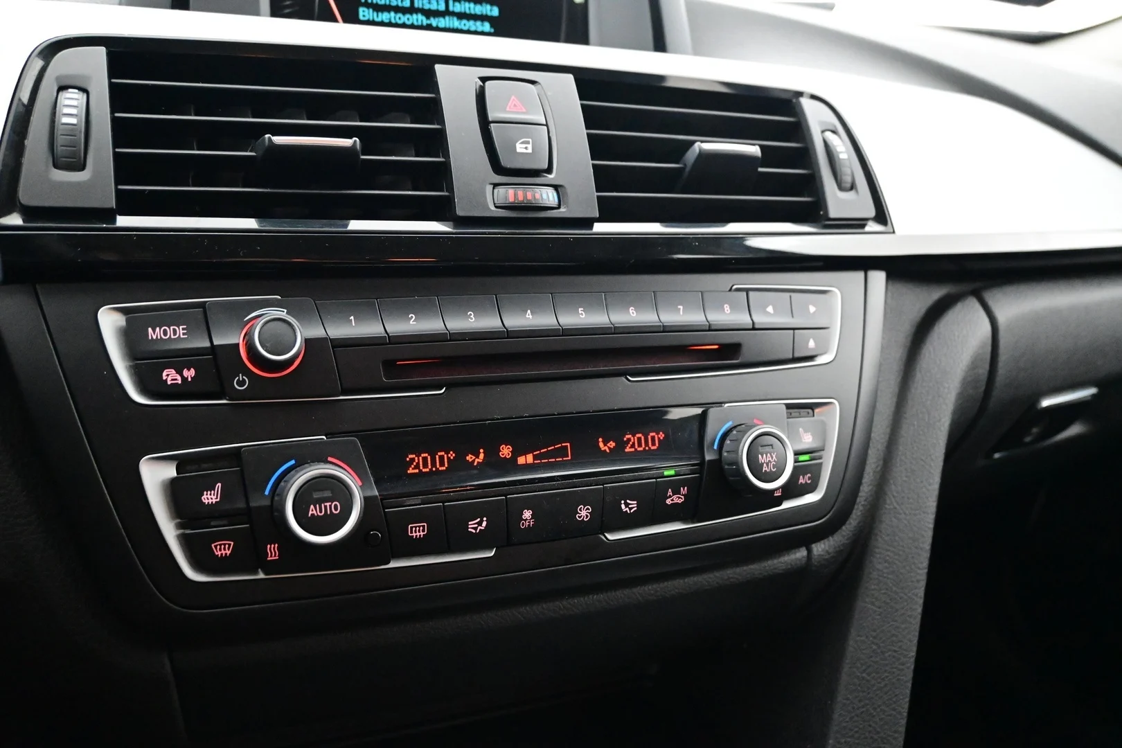 Car Image - 5jSW6hEuwMBZzi5wsXZ8r0