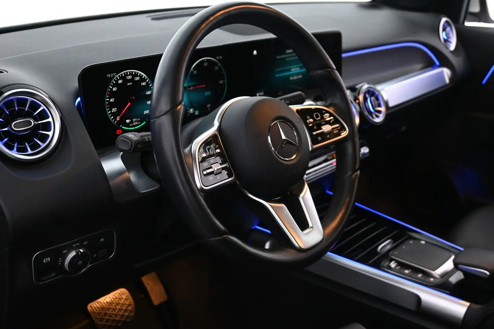 Car Image - 7dLwomVxKgWDoRnNYMl71P