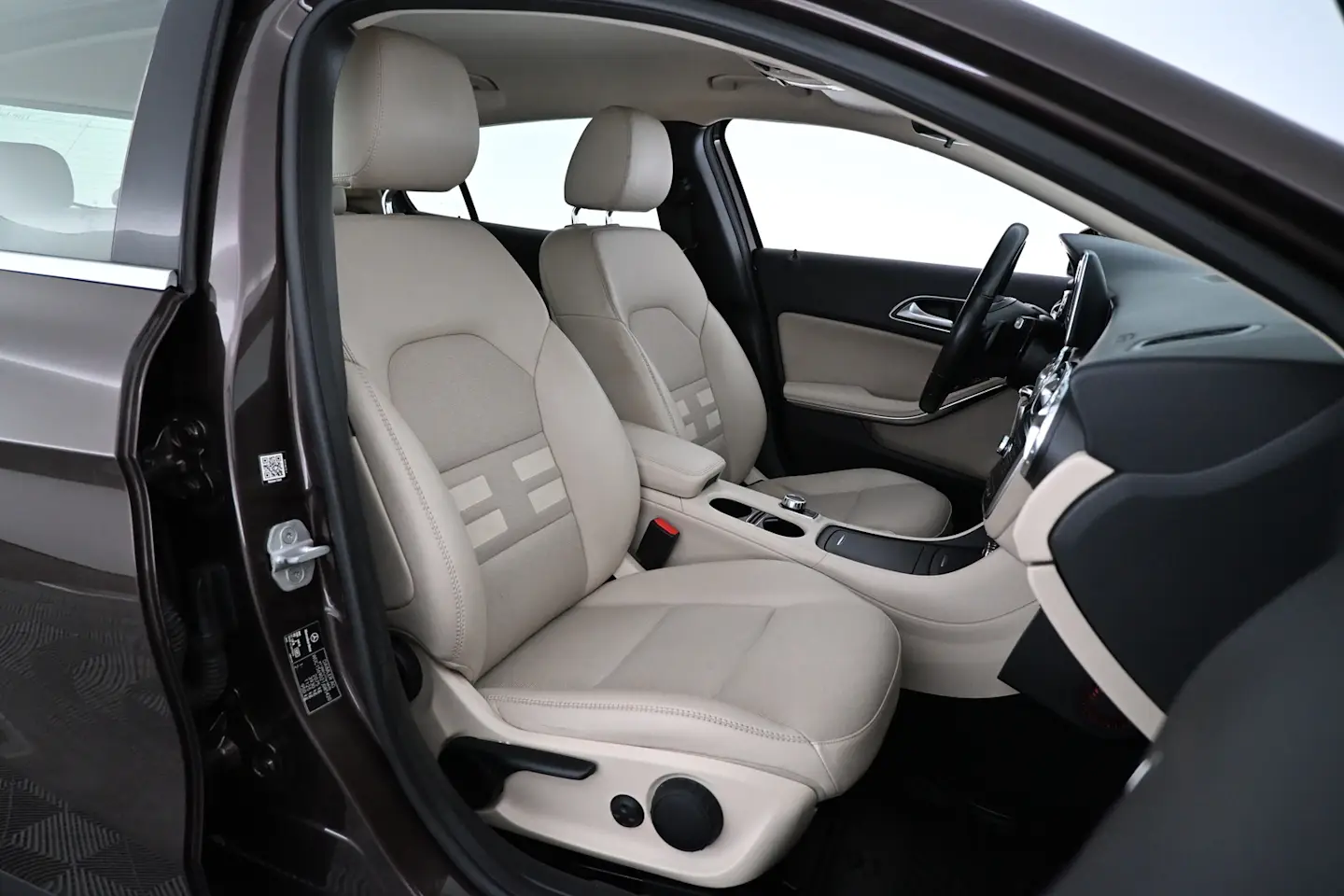 Car Image - 5w7lrbdgeCAUuwgsaEDotZ