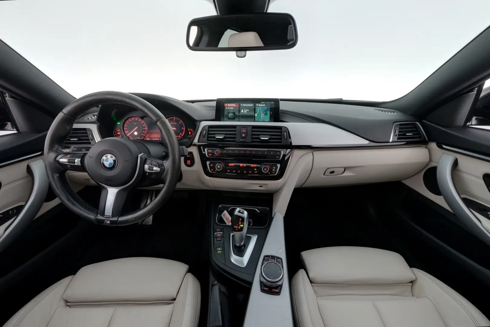 Car Image - 3AfkQxOG9drWKz7HgTwfMq