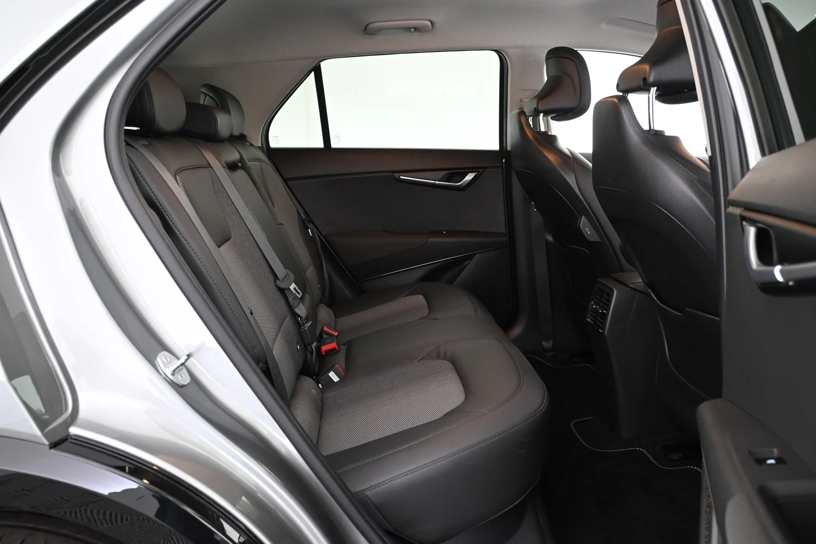 Car Image - tZK8IeTSXJTVtLhnGI3Pf