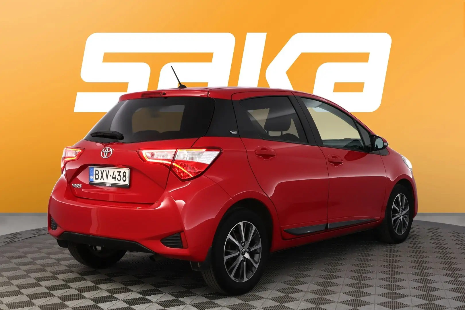 Car Image - 5XEI8NEQYwTVV7zhaR6L7t