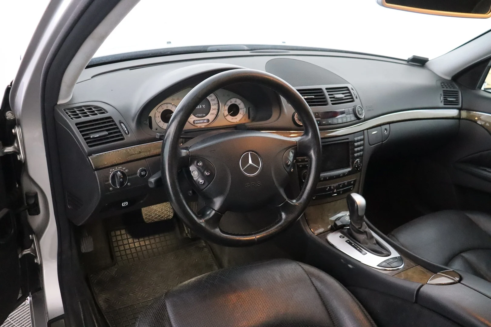 Car Image - OPXXgRbUDGkrTPatY6ULg
