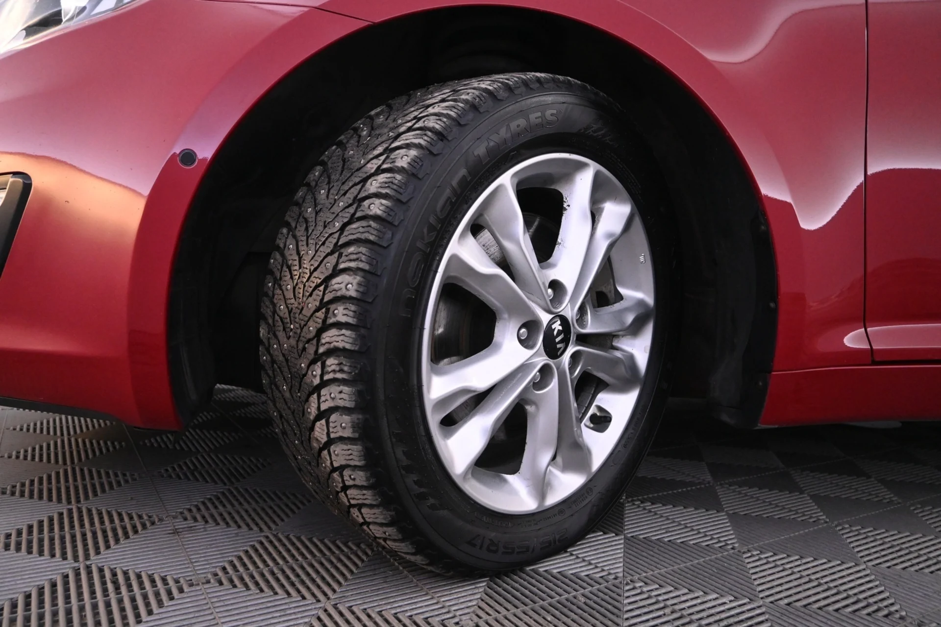 Car Image - 3GlC29pUZ2r3MhXrVqUg4L