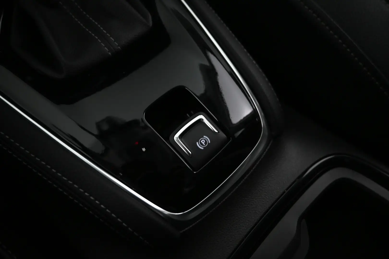 Car Image - 3XTe5u854KaV1hoi4eLIH