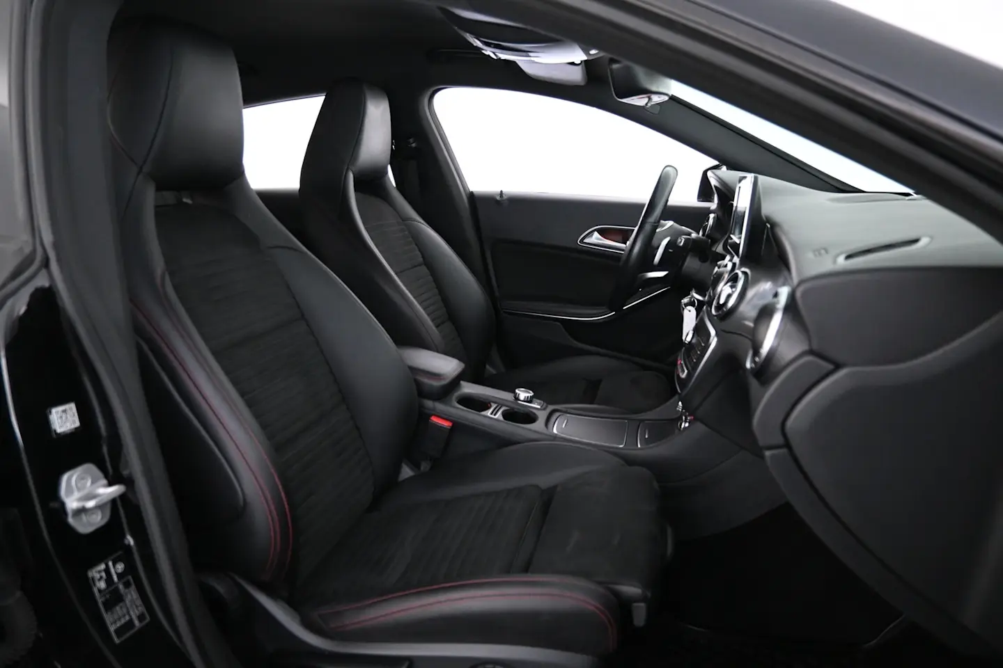 Car Image - 5b5Xga2ytzmQ3vgQAue4Rk