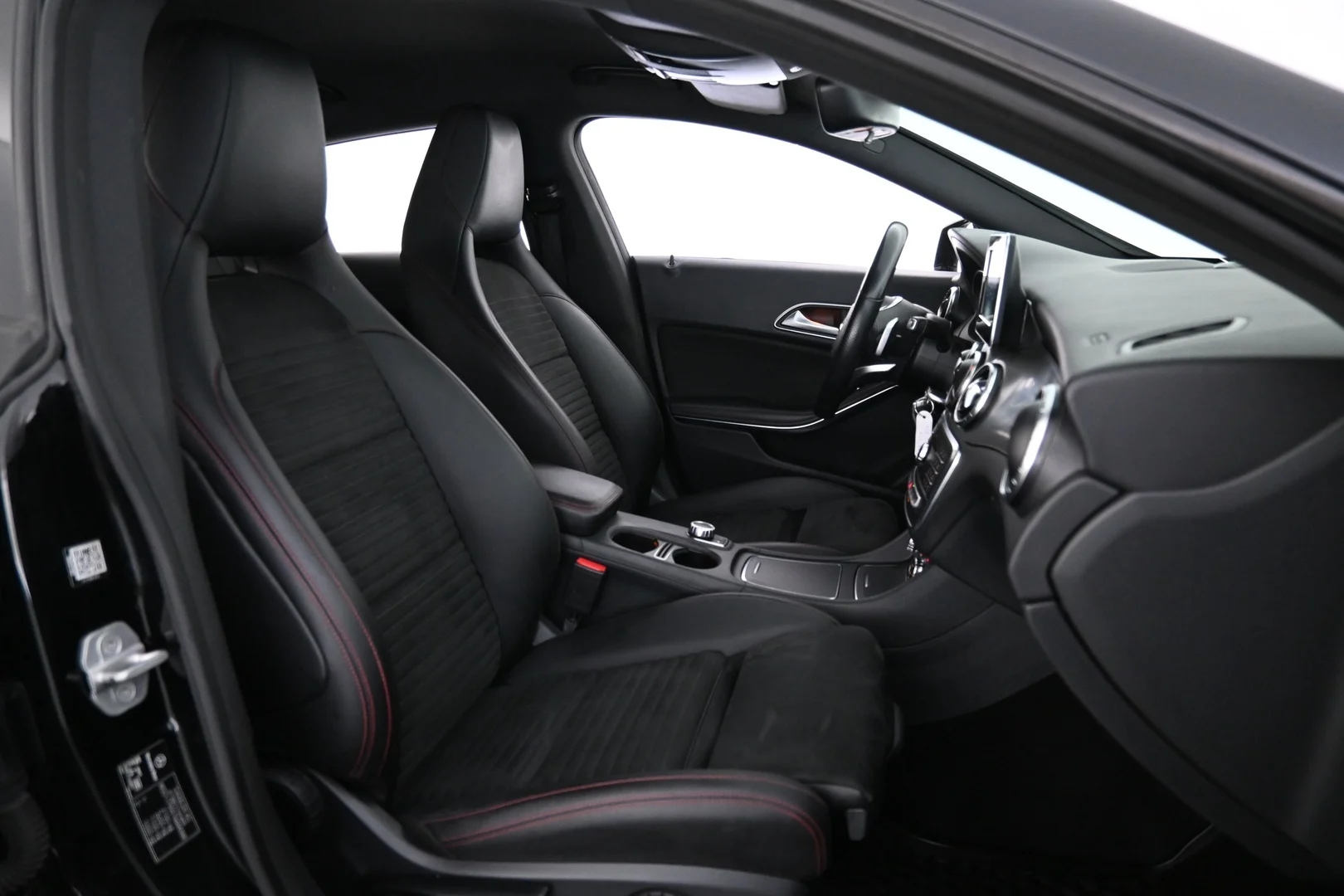 Car Image - 5b5Xga2ytzmQ3vgQAue4Rk