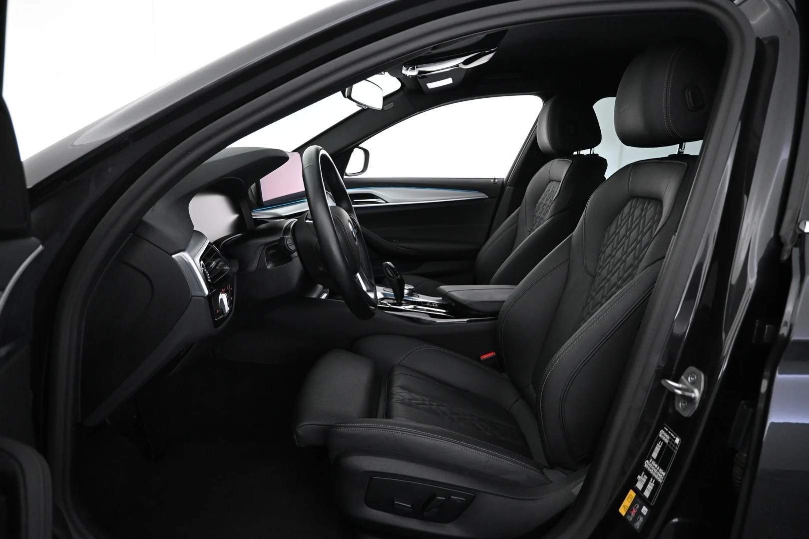 Car Image - 4CFbsftWQ6f1ESiVdTc7f