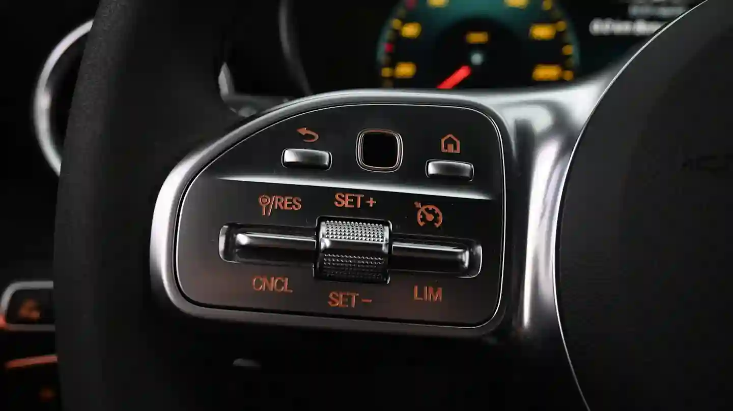 Car Image - 3IXQvZVlNSI0EMvZQ6DFQs