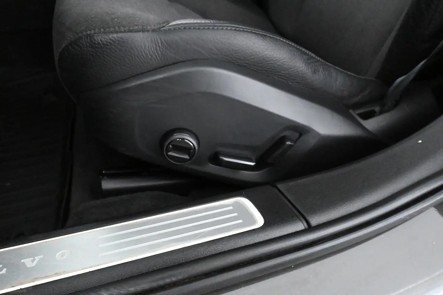Car Image - 3hmimxKY6rAXUD8WeVsT3